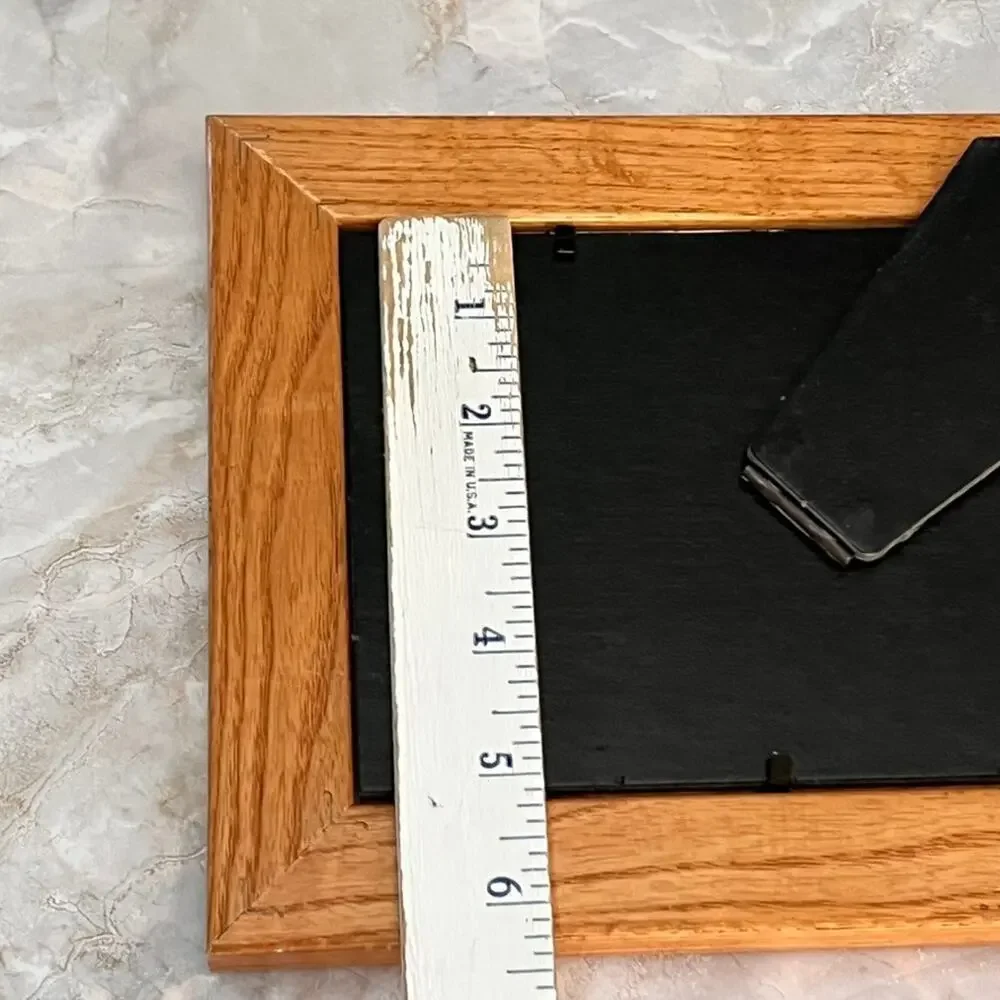 Wooden Picture Frame With White Border for 5 x 7